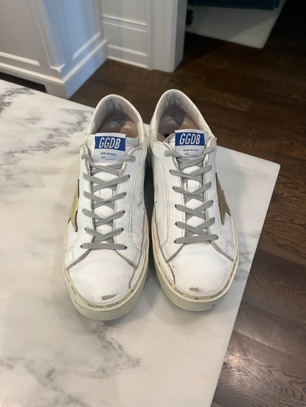 Authentic Golden Goose Sneakers size 39 - Picture 4 of 8